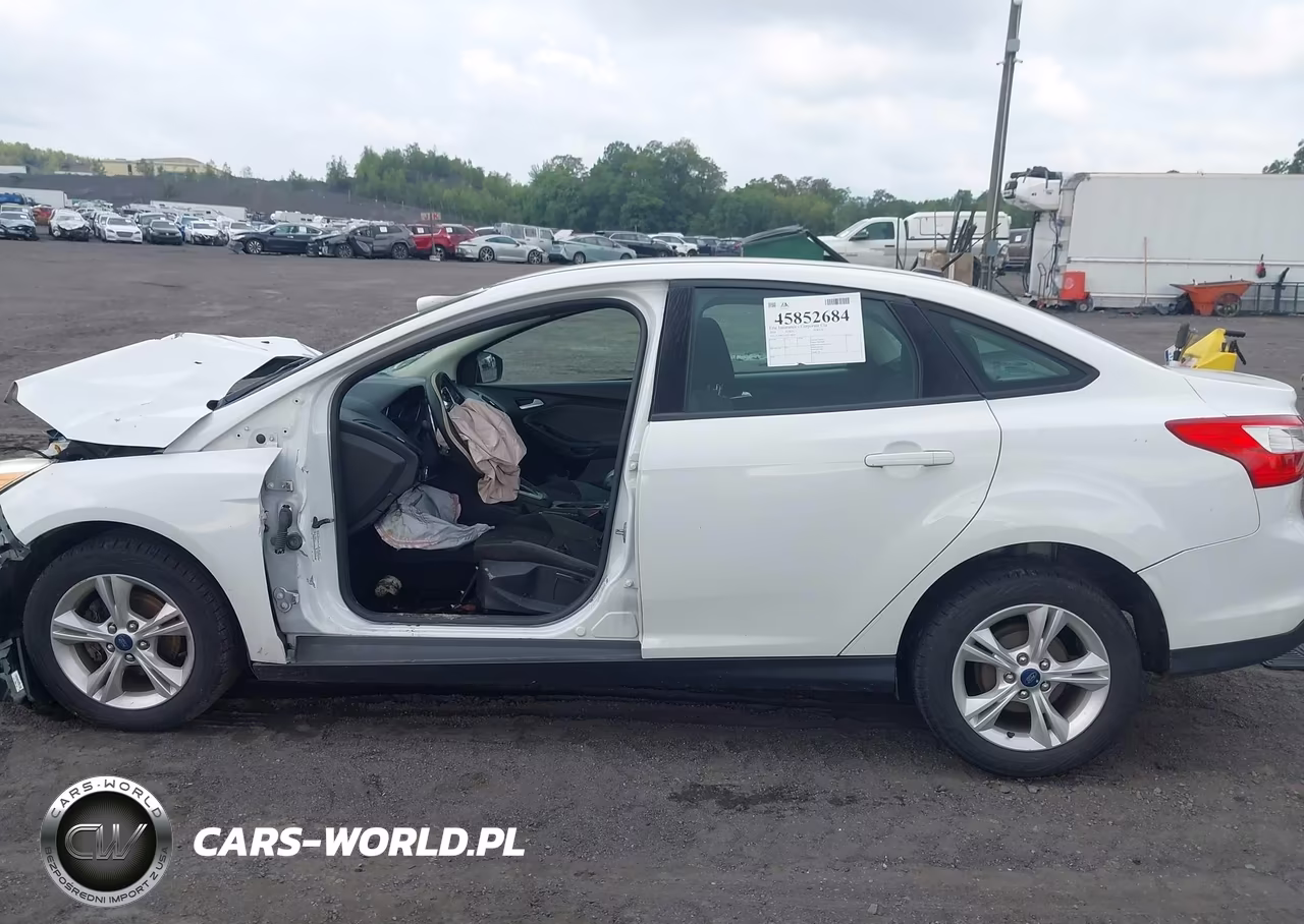 2014 Ford Focus Se VIN:1FADP3F25EL338674 - 14