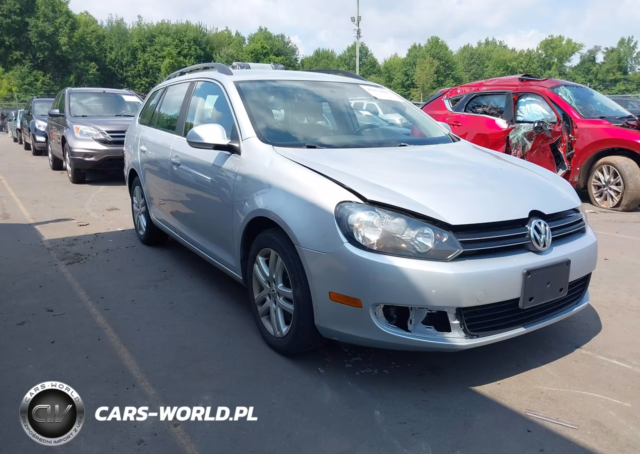 2013 Volkswagen Jetta Sportwagen 2.0L Tdi – zdjęcie 1 z 11