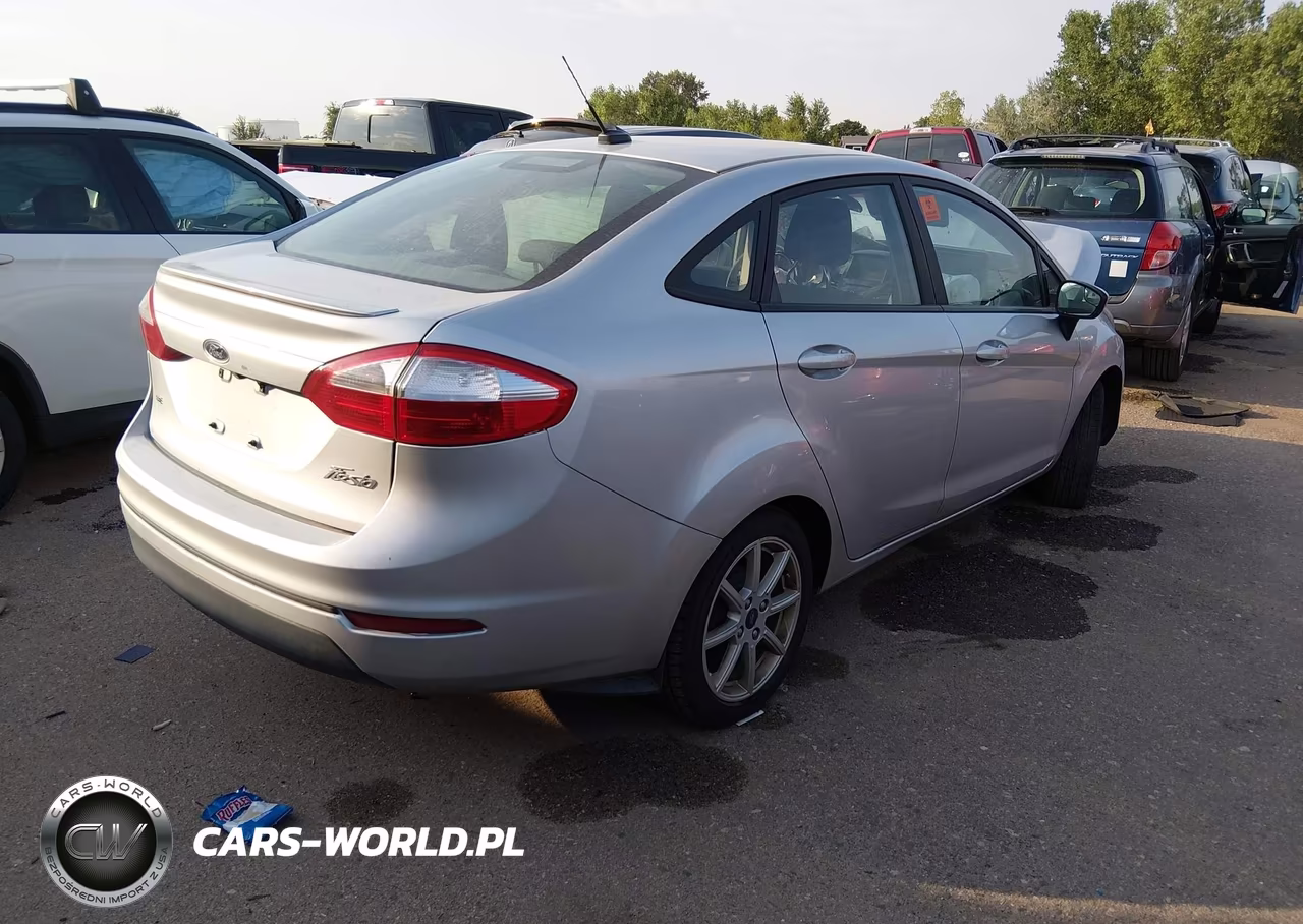 2019 Ford Fiesta Se VIN:3FADP4BJ6KM149805 - 4