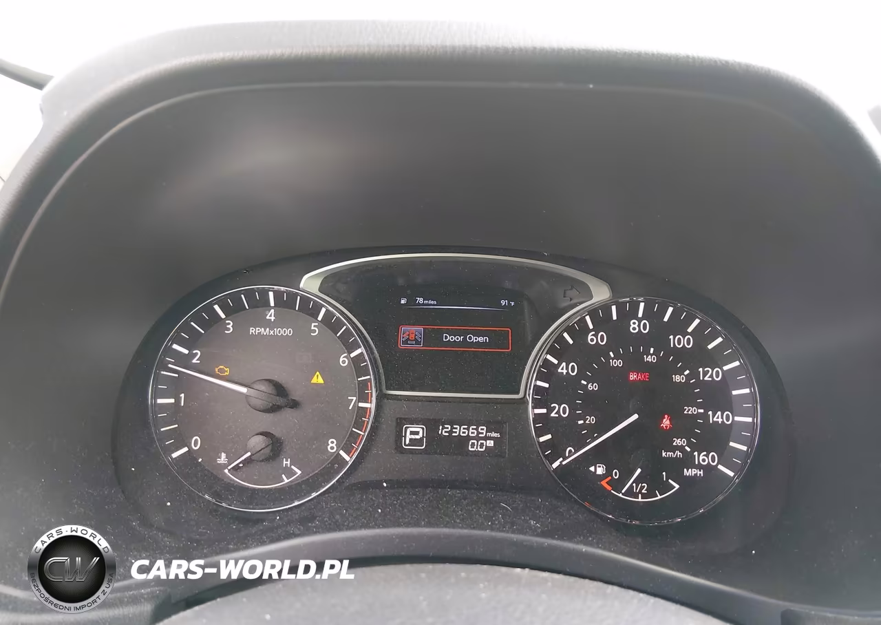 2014 Nissan Pathfinder S VIN:5N1AR2MN2EC679511 - 7