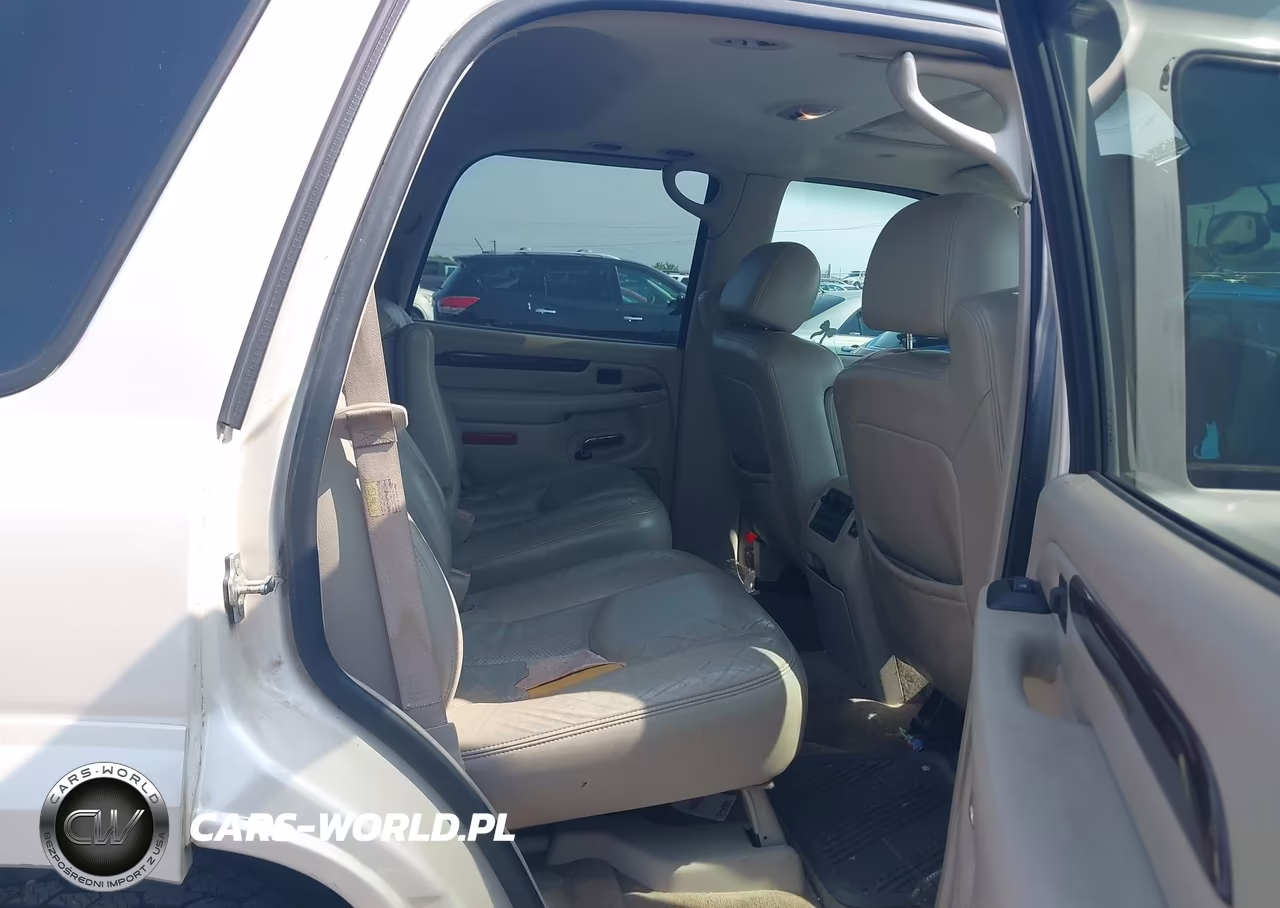 2004 Cadillac Escalade Standard VIN:1GYEK63N74R198744 - 8
