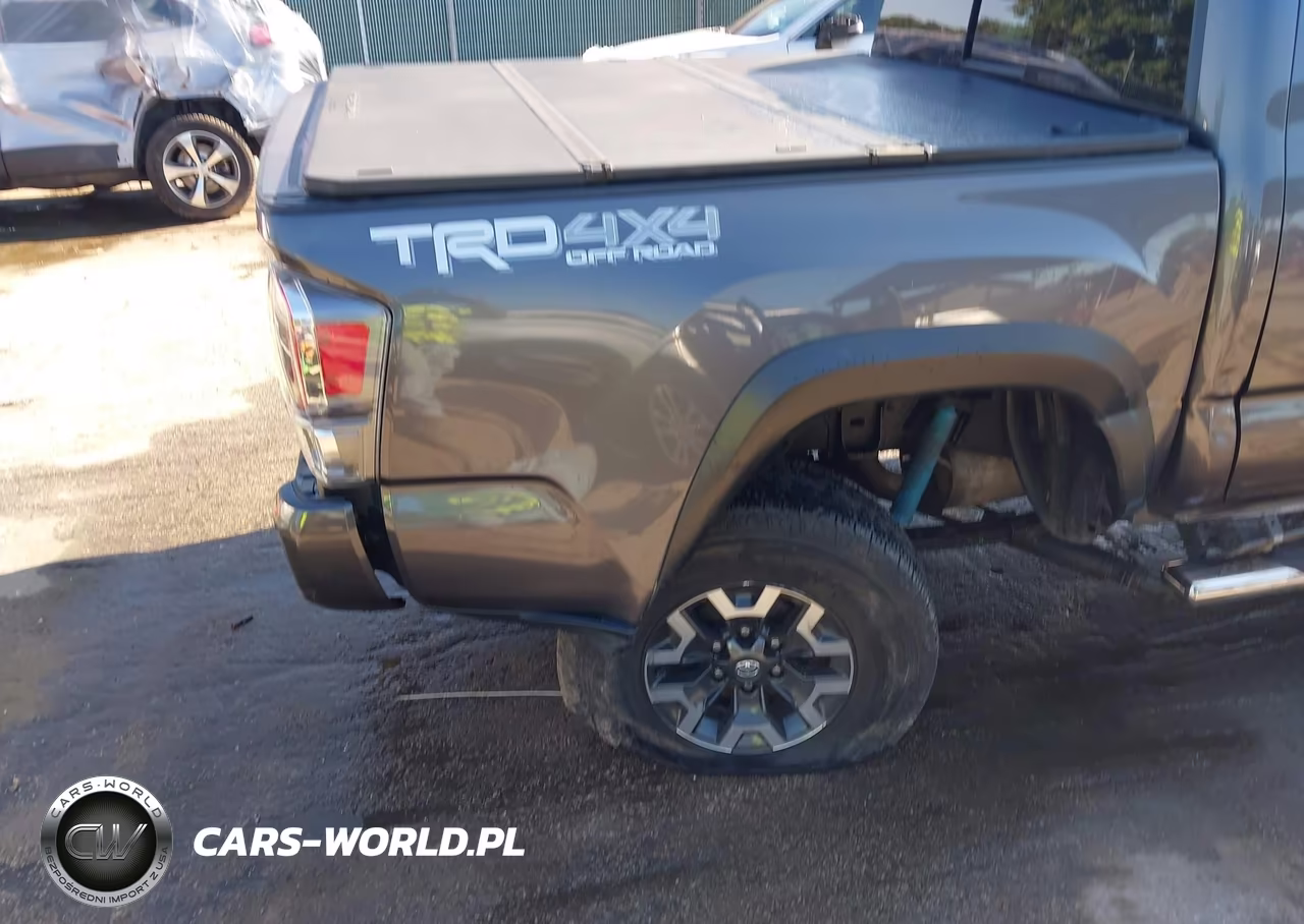 2021 Toyota Tacoma Trd Off-Road VIN:3TYCZ5AN4MT051857 - 17