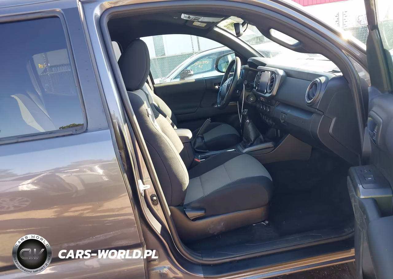 2021 Toyota Tacoma Trd Off-Road VIN:3TYCZ5AN4MT051857 - 5