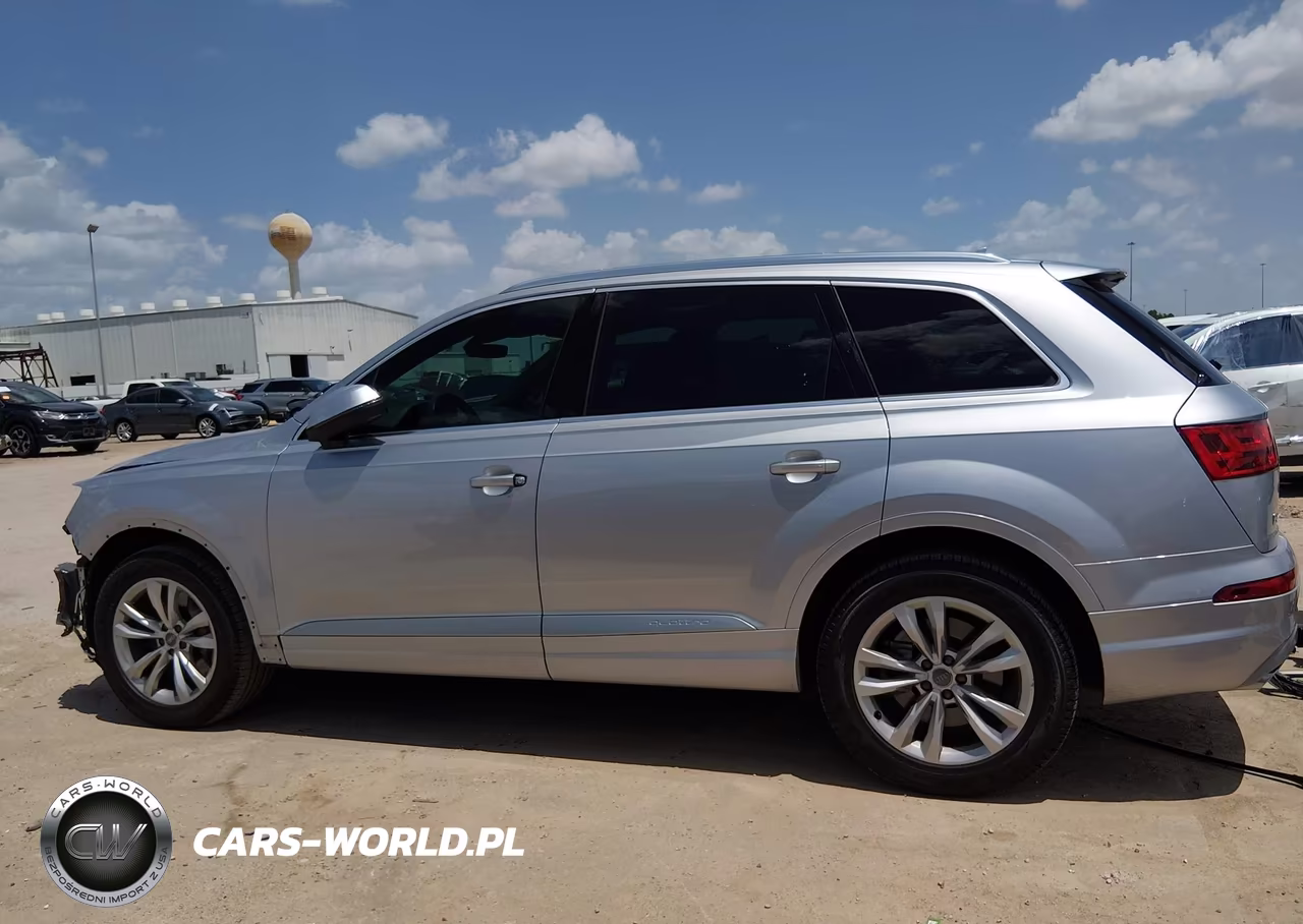 2018 Audi Q7 3.0T Premium VIN:WA1LAAF70JD043911 - 15