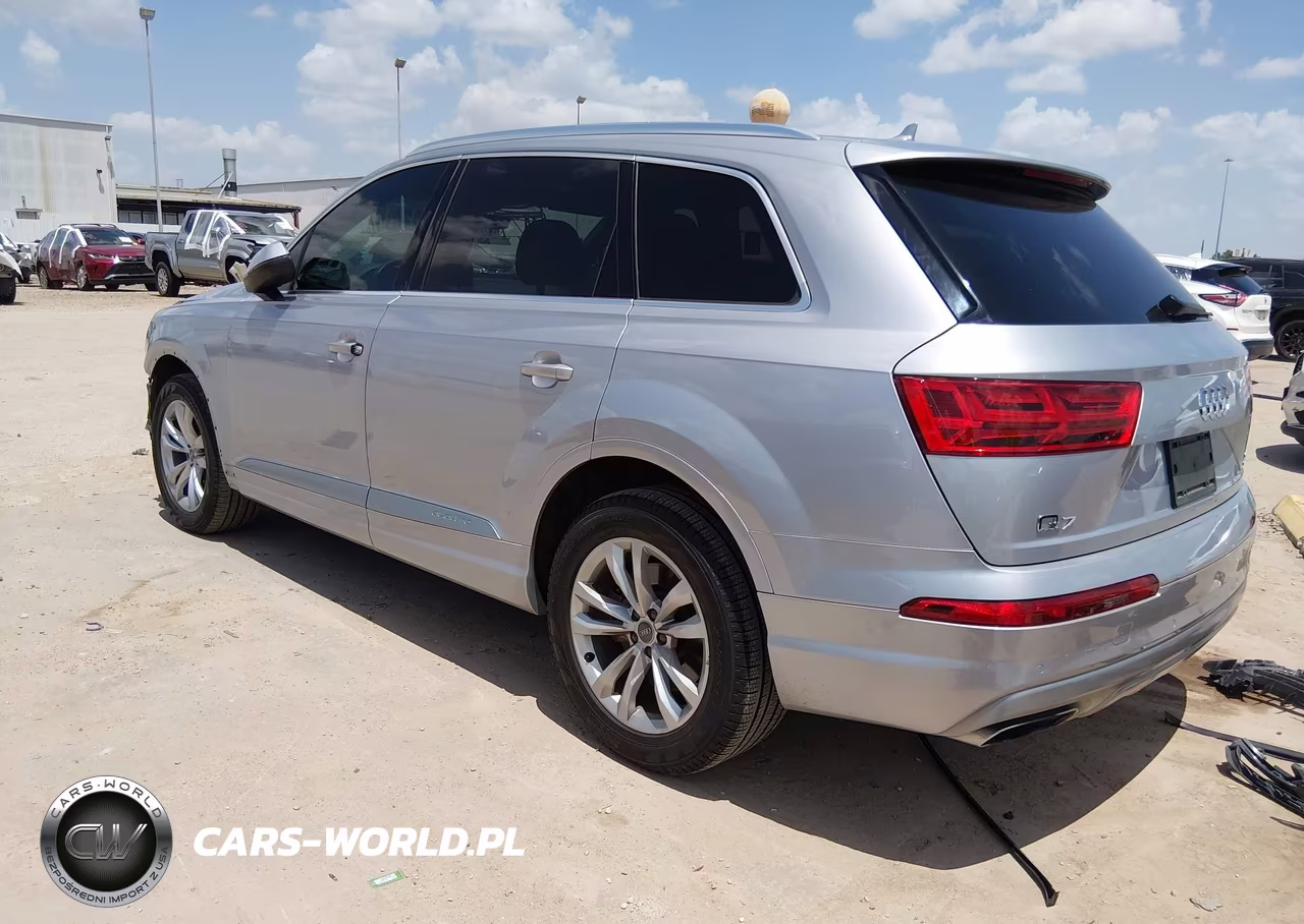 2018 Audi Q7 3.0T Premium VIN:WA1LAAF70JD043911 - 3