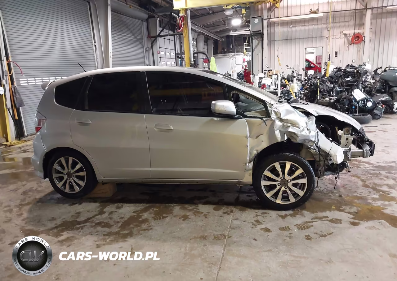 2012 Honda Fit Sport VIN:JHMGE8H5XCC004265 - 14