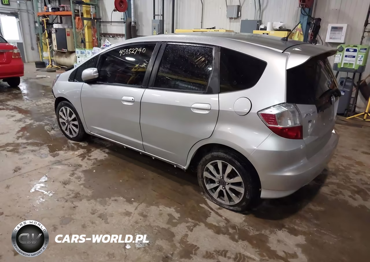 2012 Honda Fit Sport VIN:JHMGE8H5XCC004265 - 3
