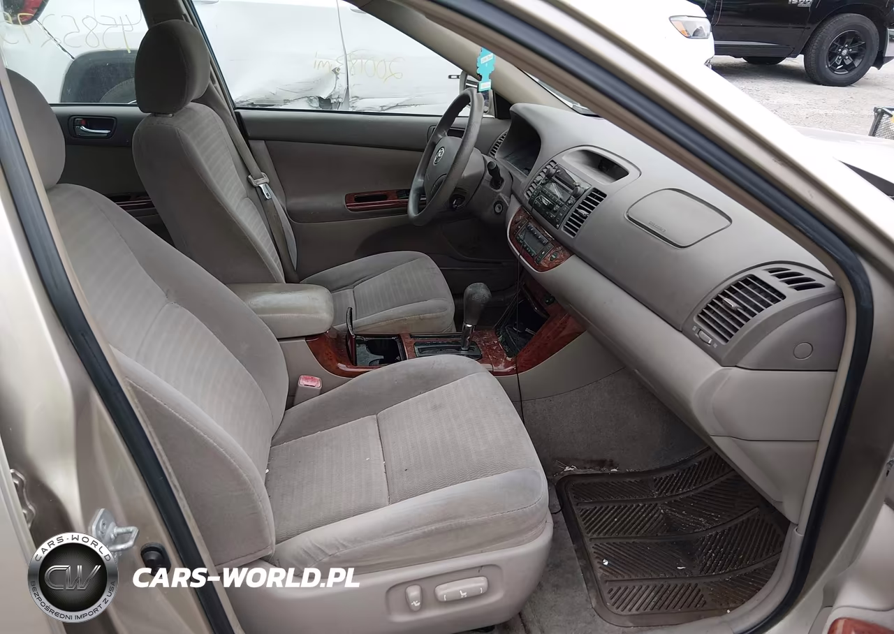 2005 Toyota Camry Xle VIN:4T1BE32K65U396618 - 5