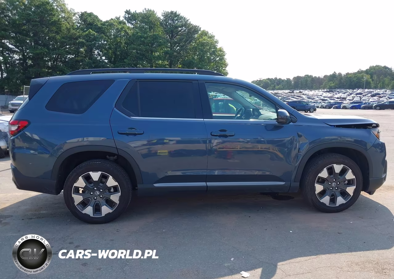 2026 Honda Pilot Touring-Touring Blackout VIN:5FNYG1H75TB004489 - 13