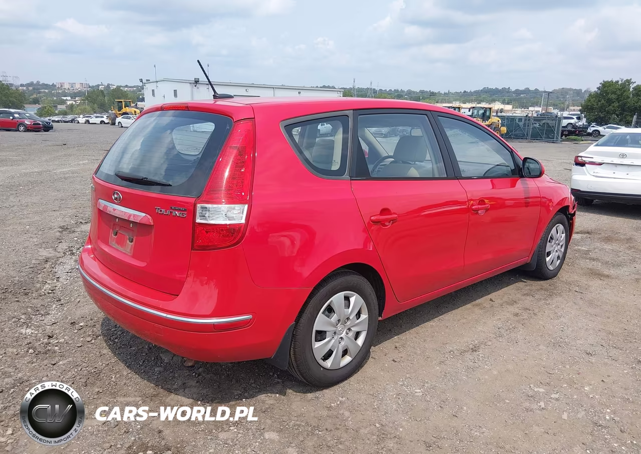 2011 Hyundai Elantra Touring Gls VIN:KMHDB8AE4BU088692 - 4