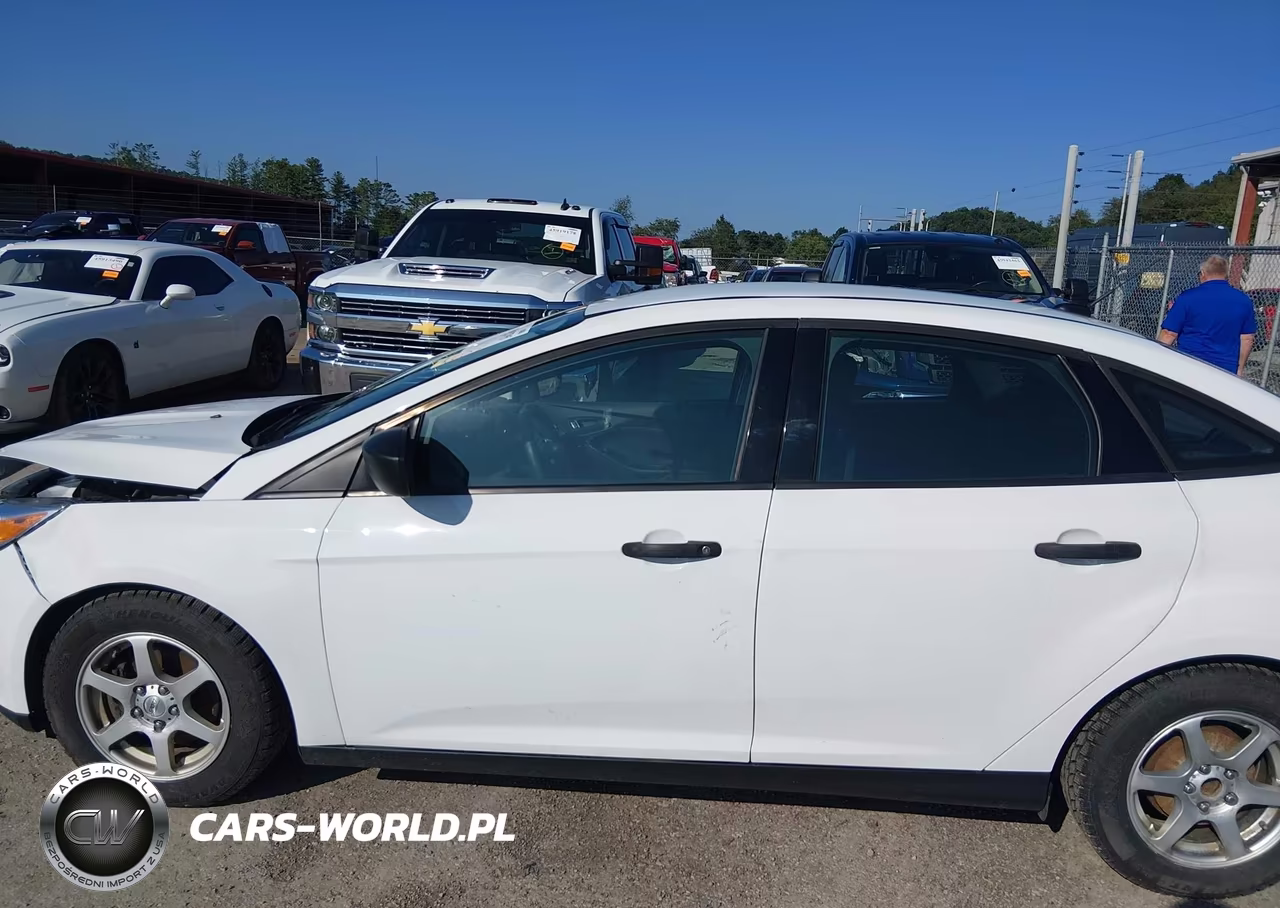 2017 Ford Focus S VIN:1FADP3E20HL270340 - 14