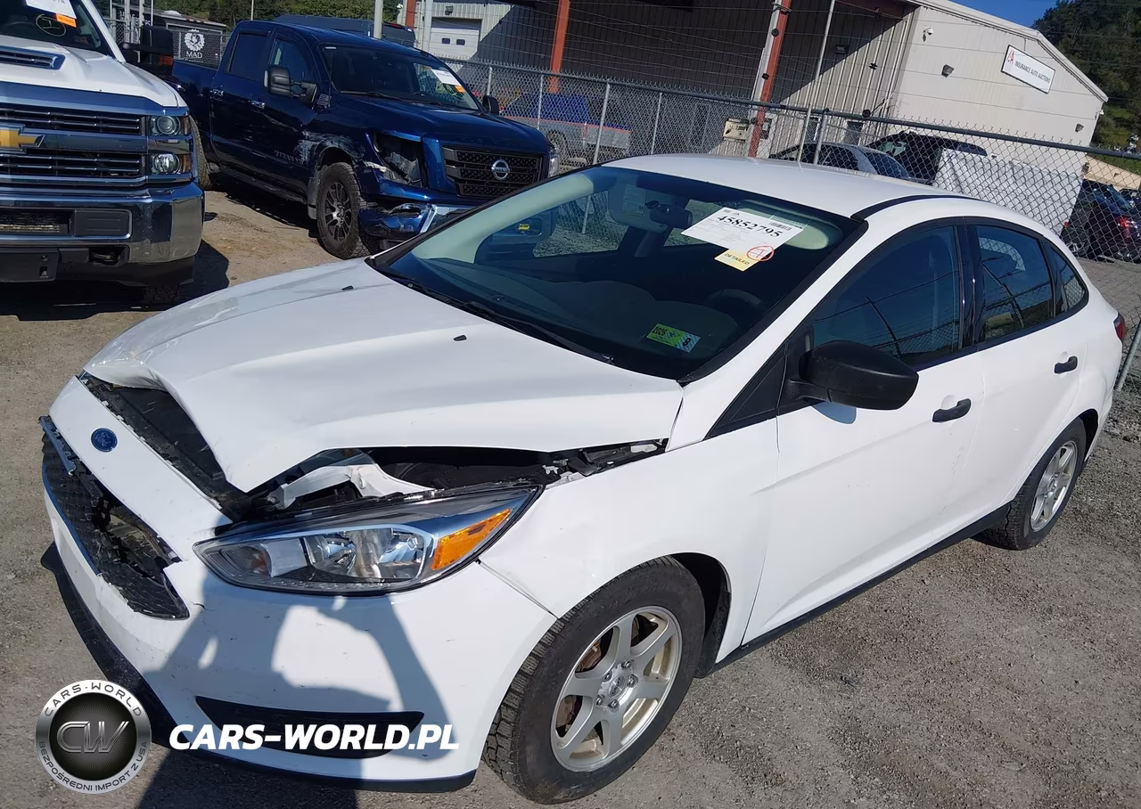 2017 Ford Focus S VIN:1FADP3E20HL270340 - 2