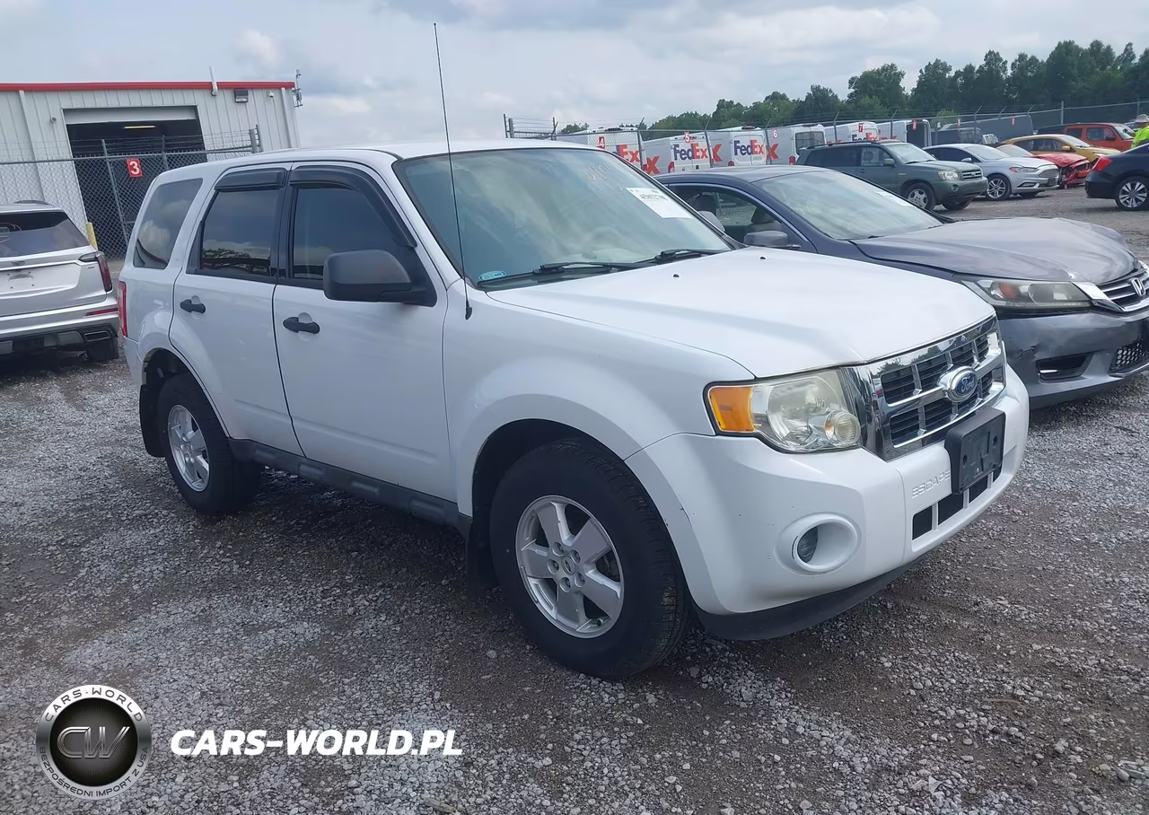 2012 Ford Escape Xls – zdjęcie 1 z 15