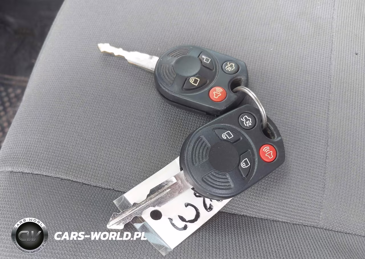 2012 Ford Escape Xls VIN:1FMCU9C78CKB33401 - 11