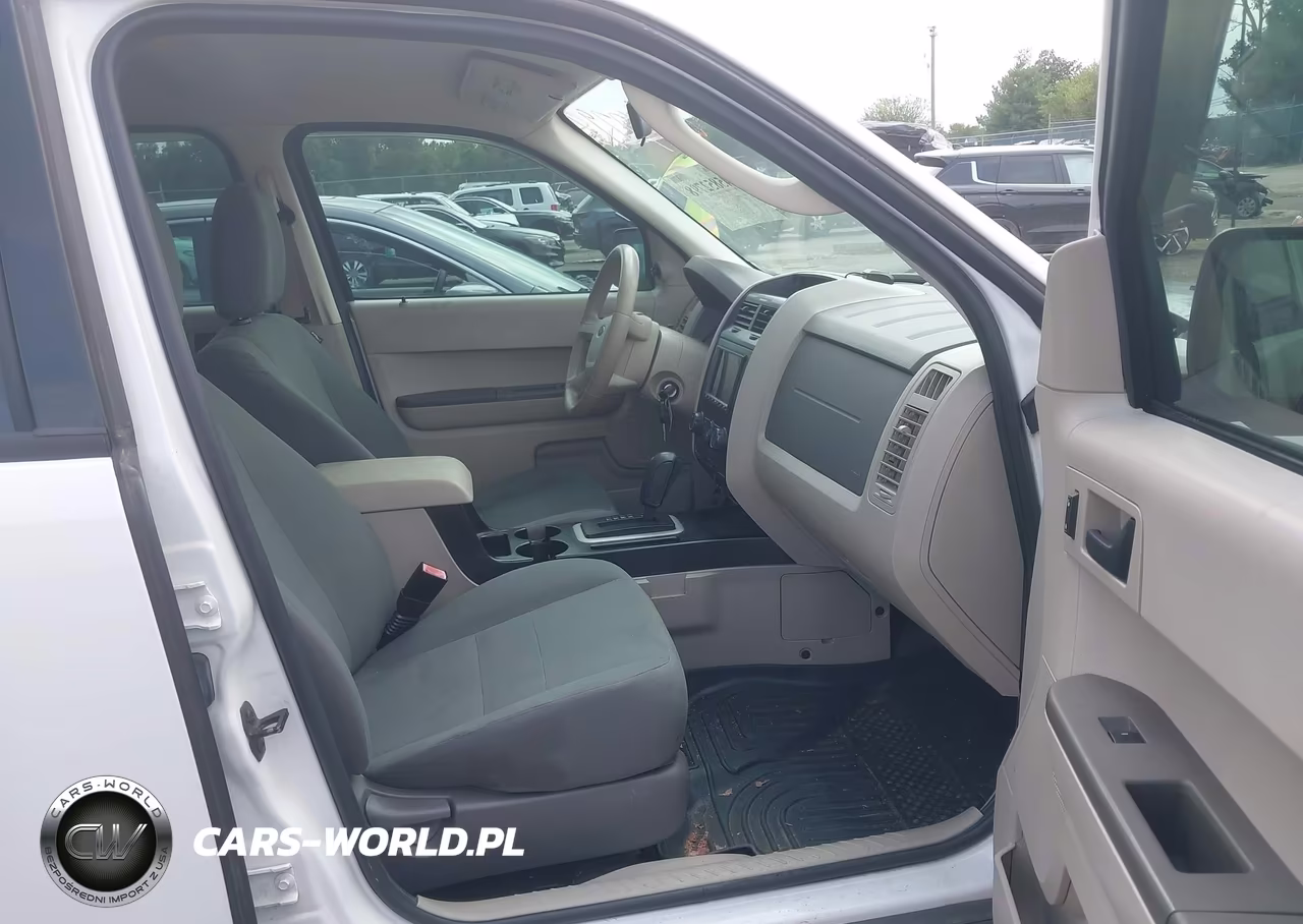 2012 Ford Escape Xls VIN:1FMCU9C78CKB33401 - 5