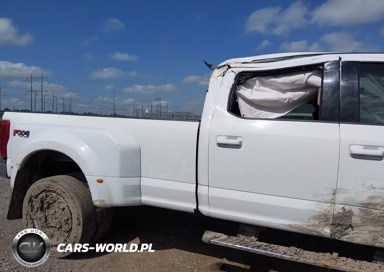 2017 Ford F-450 Lariat VIN:1FT8W4DT9HEF11668 - 17