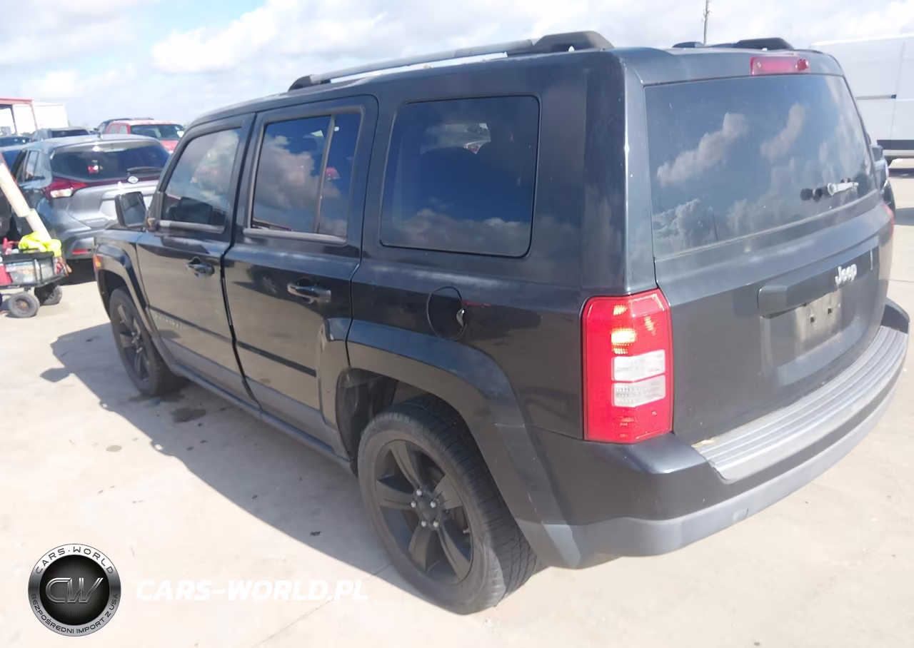 2012 Jeep Patriot Latitude VIN:1C4NJPFA0CD704451 - 3