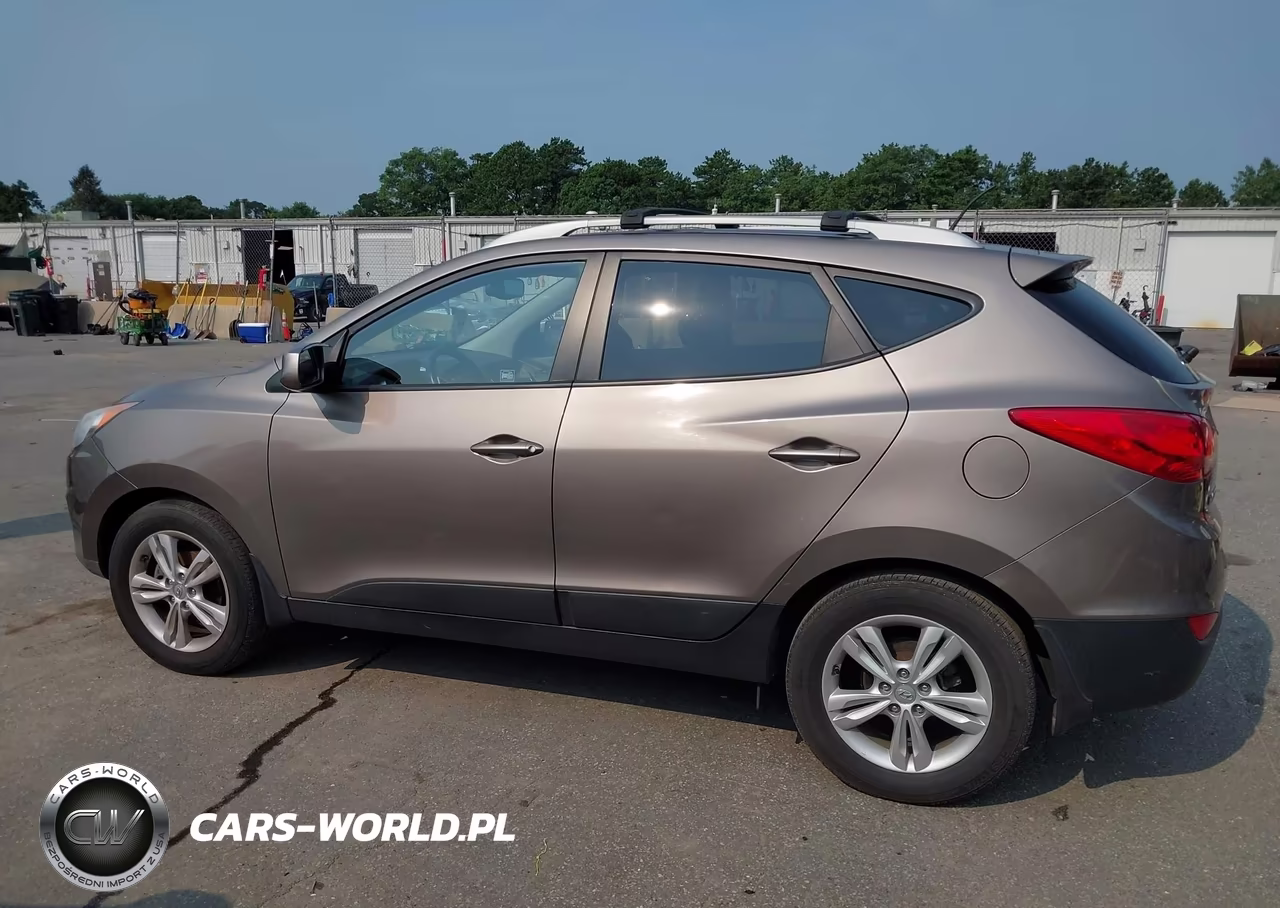 2011 Hyundai Tucson Gls VIN:KM8JU3AC3BU190242 - 14