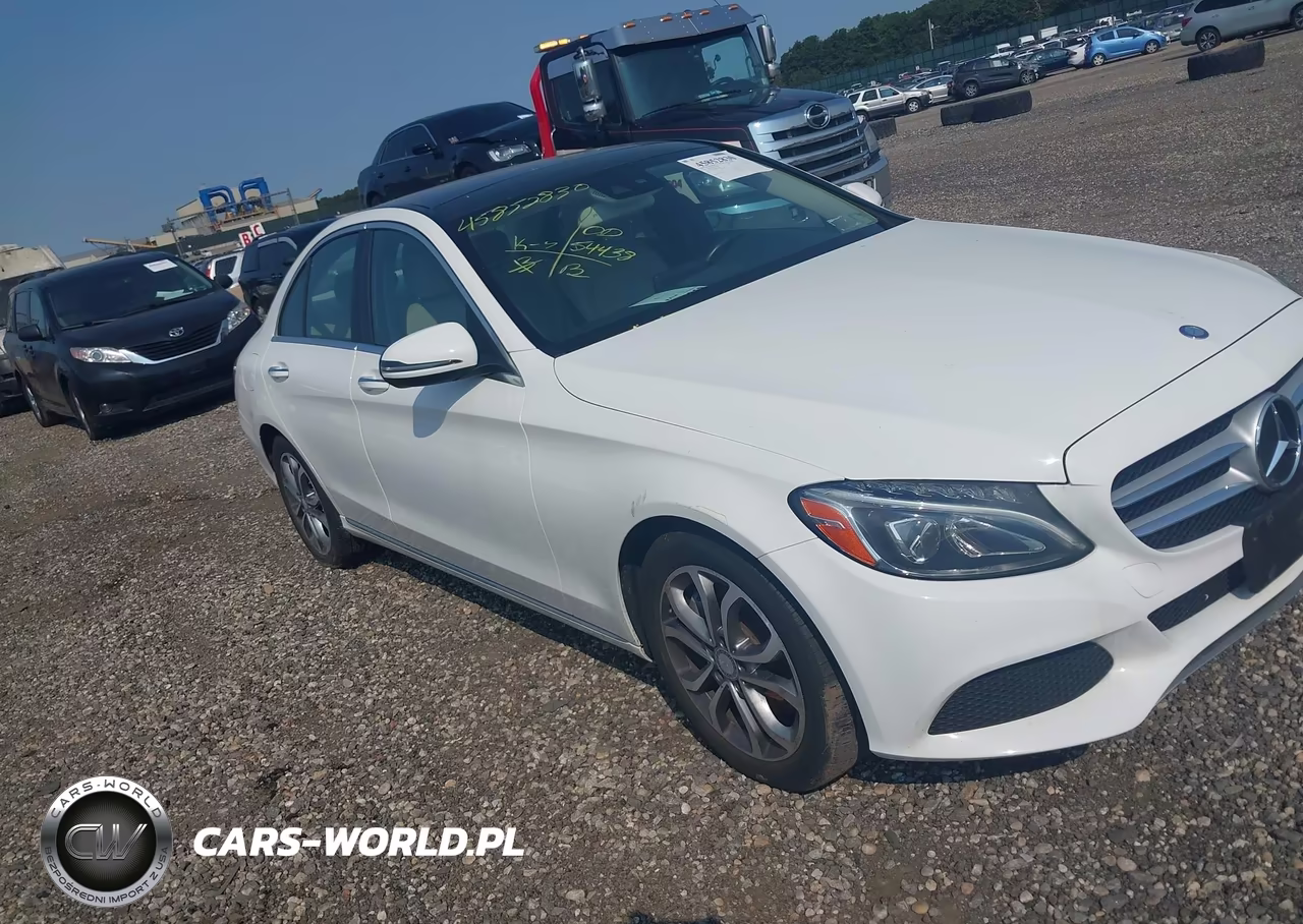 2017 Mercedes-Benz C 300 4Matic – zdjęcie 1 z 17