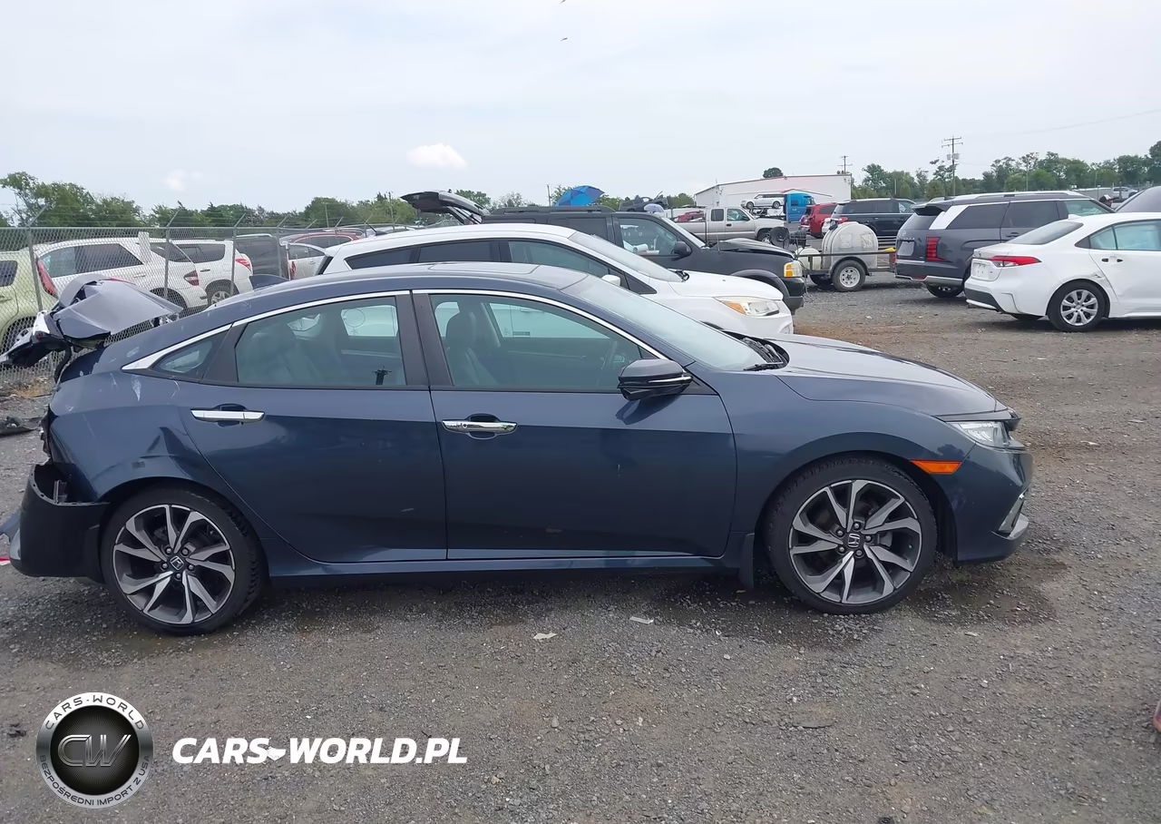 2021 Honda Civic Touring VIN:2HGFC1F9XMH701953 - 13