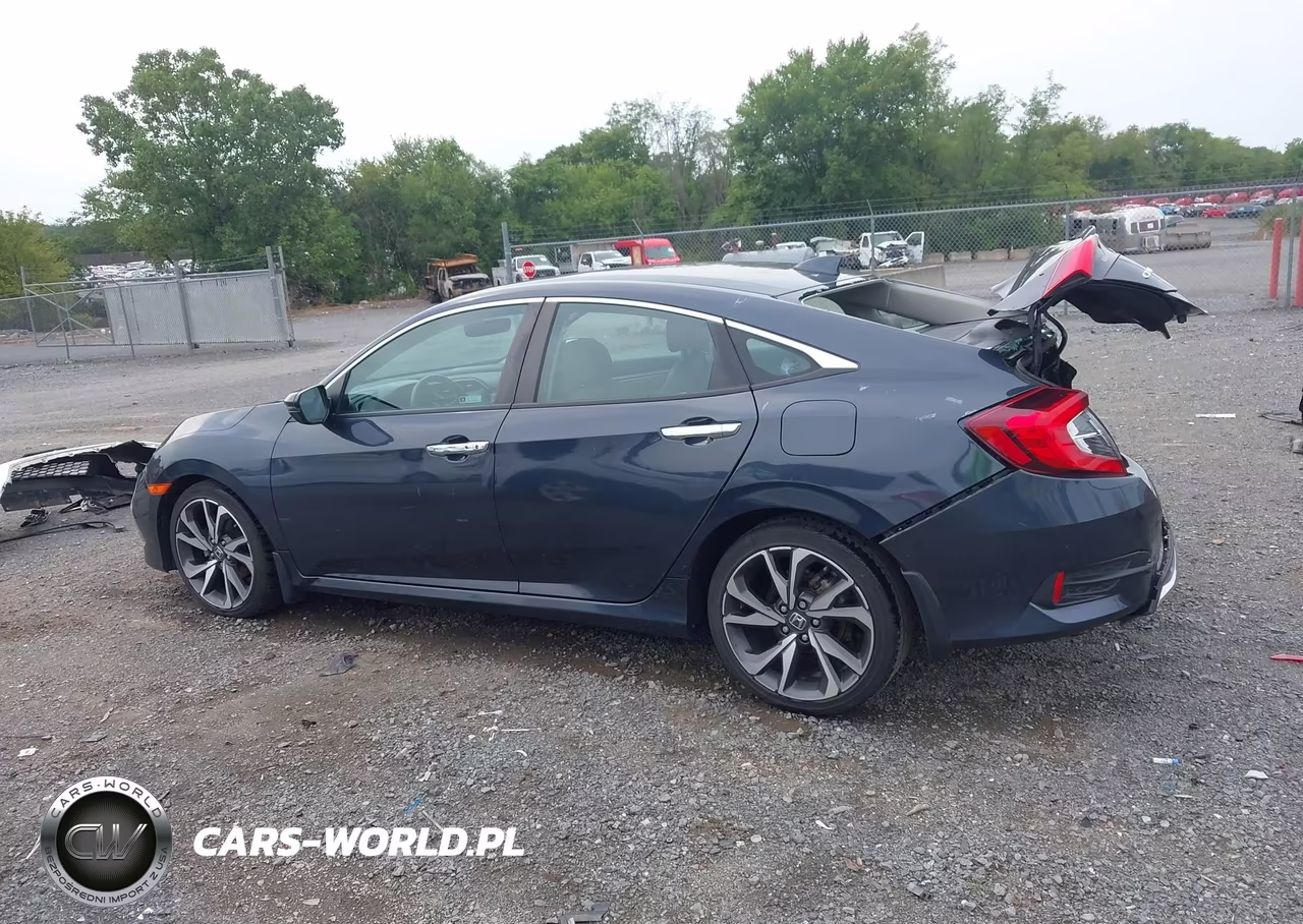2021 Honda Civic Touring VIN:2HGFC1F9XMH701953 - 14