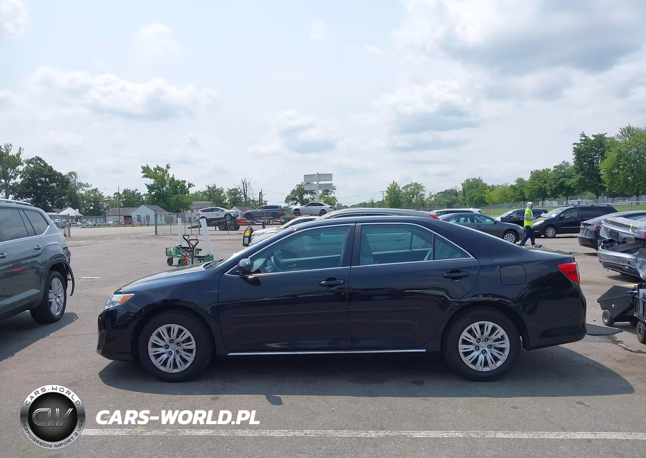 2012 Toyota Camry Le VIN:4T1BF1FK8CU005087 - 14