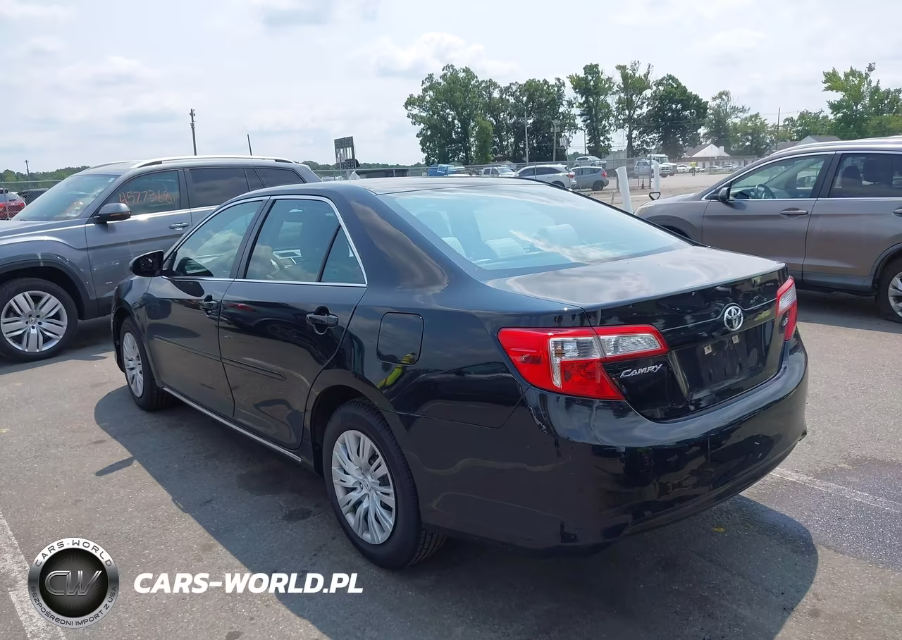 2012 Toyota Camry Le VIN:4T1BF1FK8CU005087 - 3