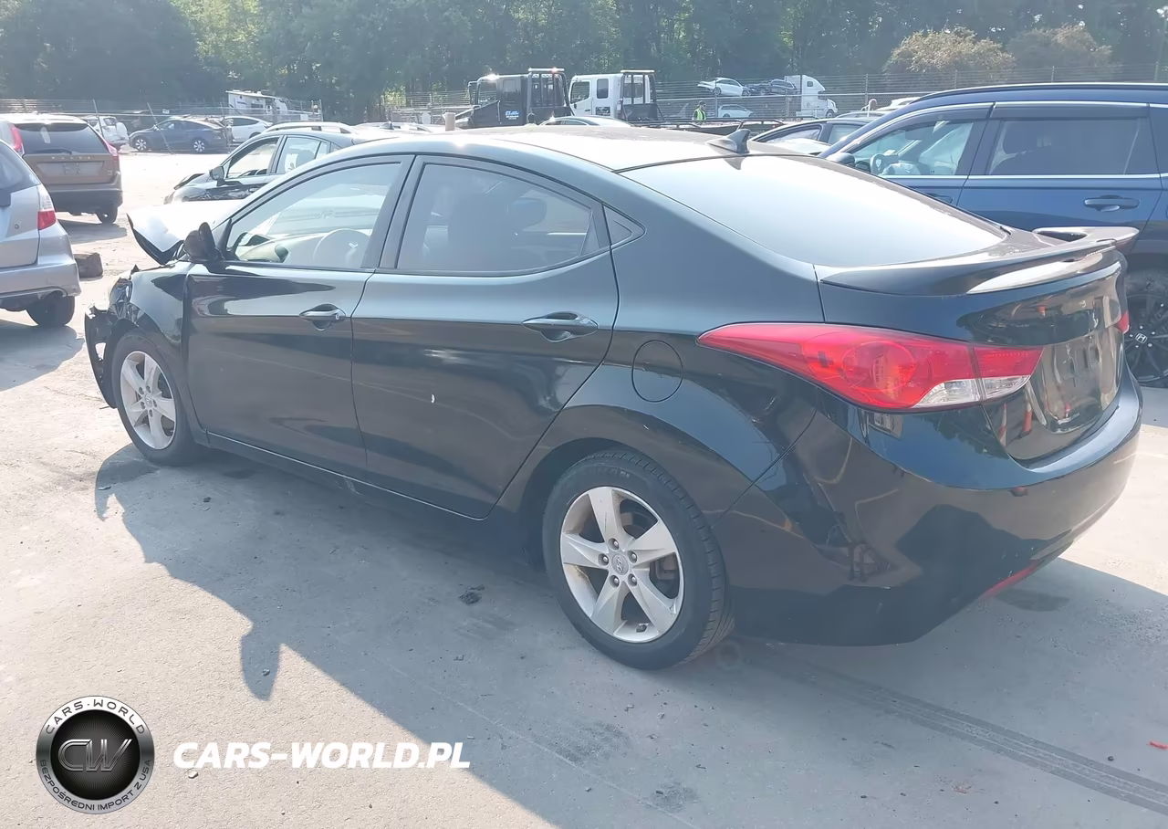 2013 Hyundai Elantra Gls VIN:KMHDH4AE1DU792651 - 3
