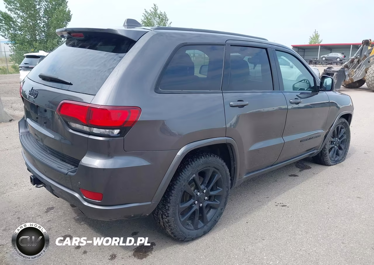 2020 Jeep Grand Cherokee Altitude 4X4 VIN:1C4RJFAG7LC207426 - 4