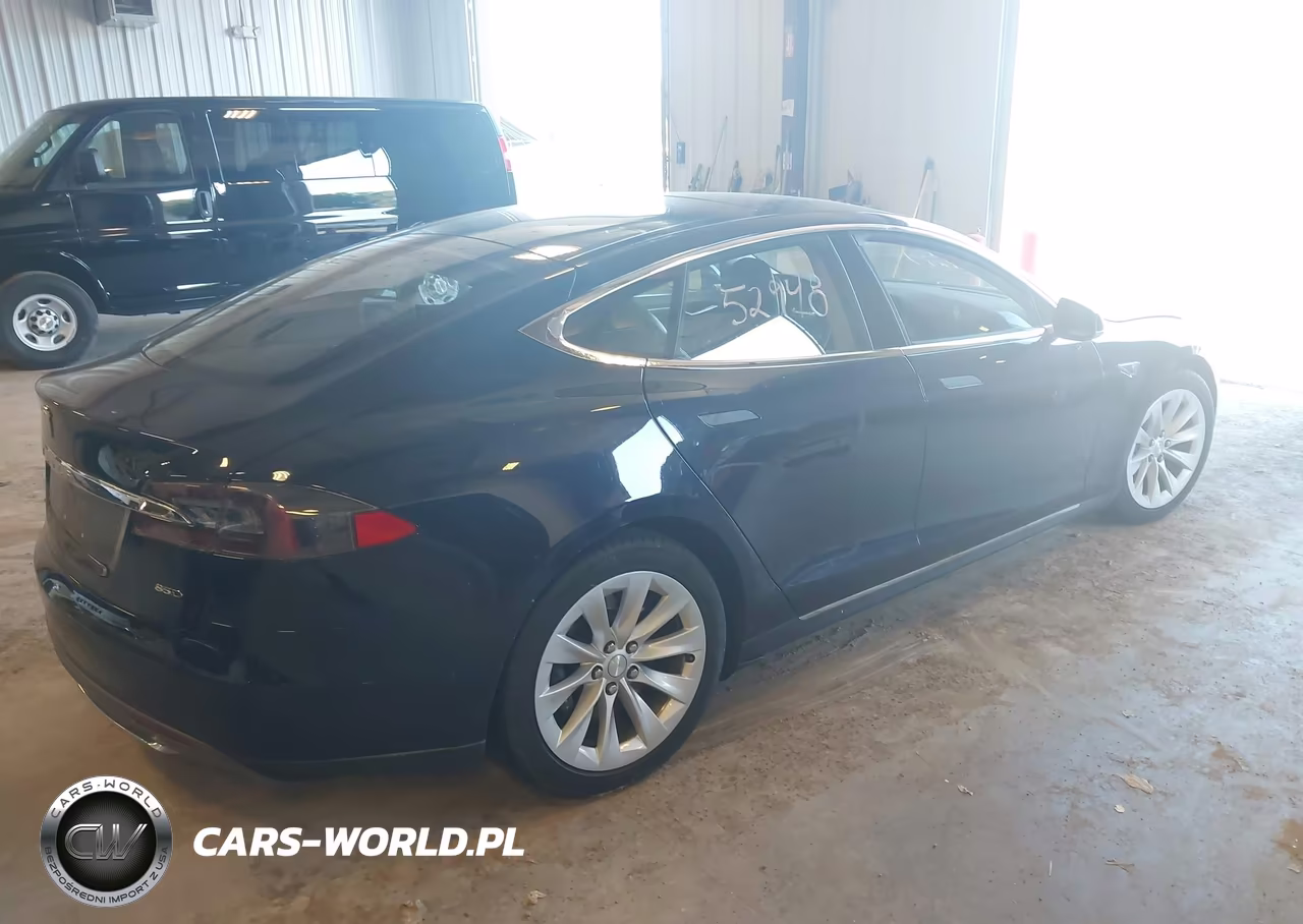 2015 Tesla Model S 70D-85D-P85D VIN:5YJSA1H22FFP77744 - 4