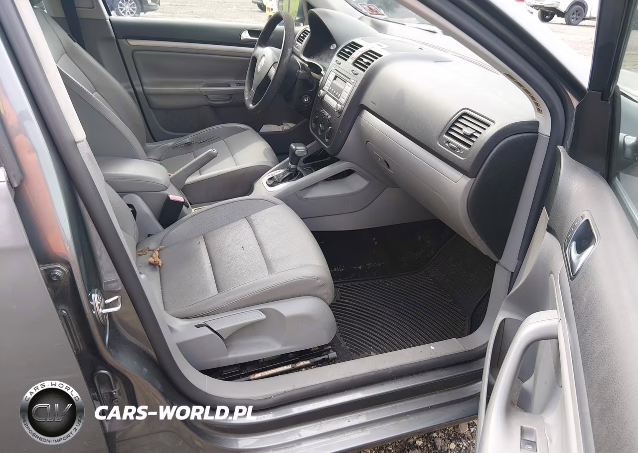 2007 Volkswagen Jetta Wolfsburg Edition VIN:3VWEF71K47M171061 - 5