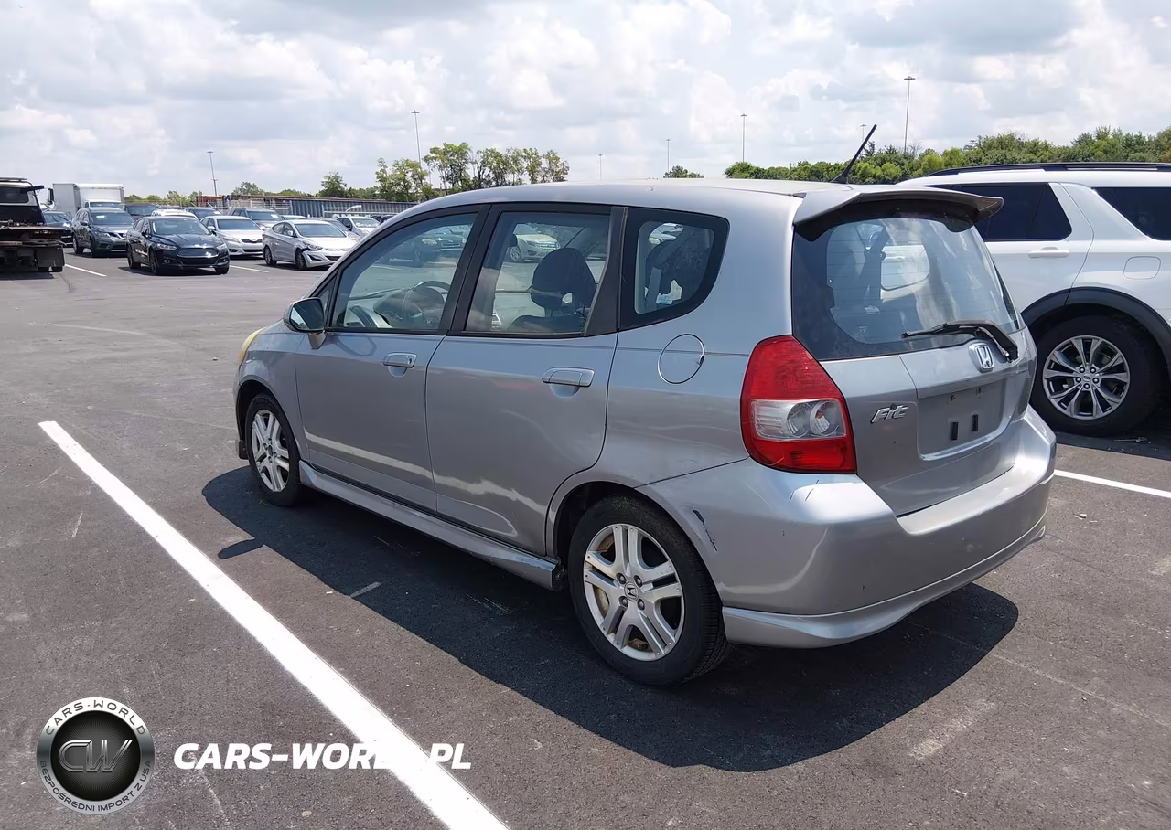 2008 Honda Fit Sport VIN:JHMGD37698S049906 - 3