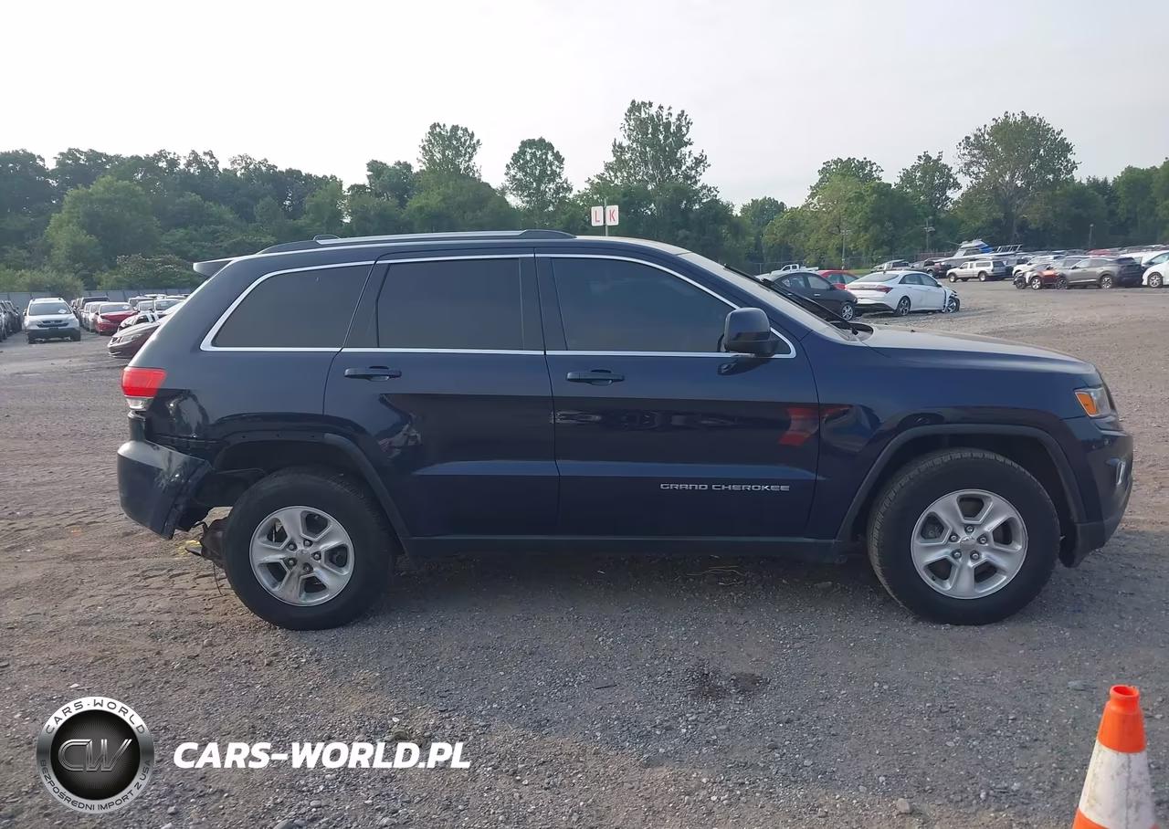 2014 Jeep Grand Cherokee Laredo VIN:1C4RJFAG3EC109867 - 12