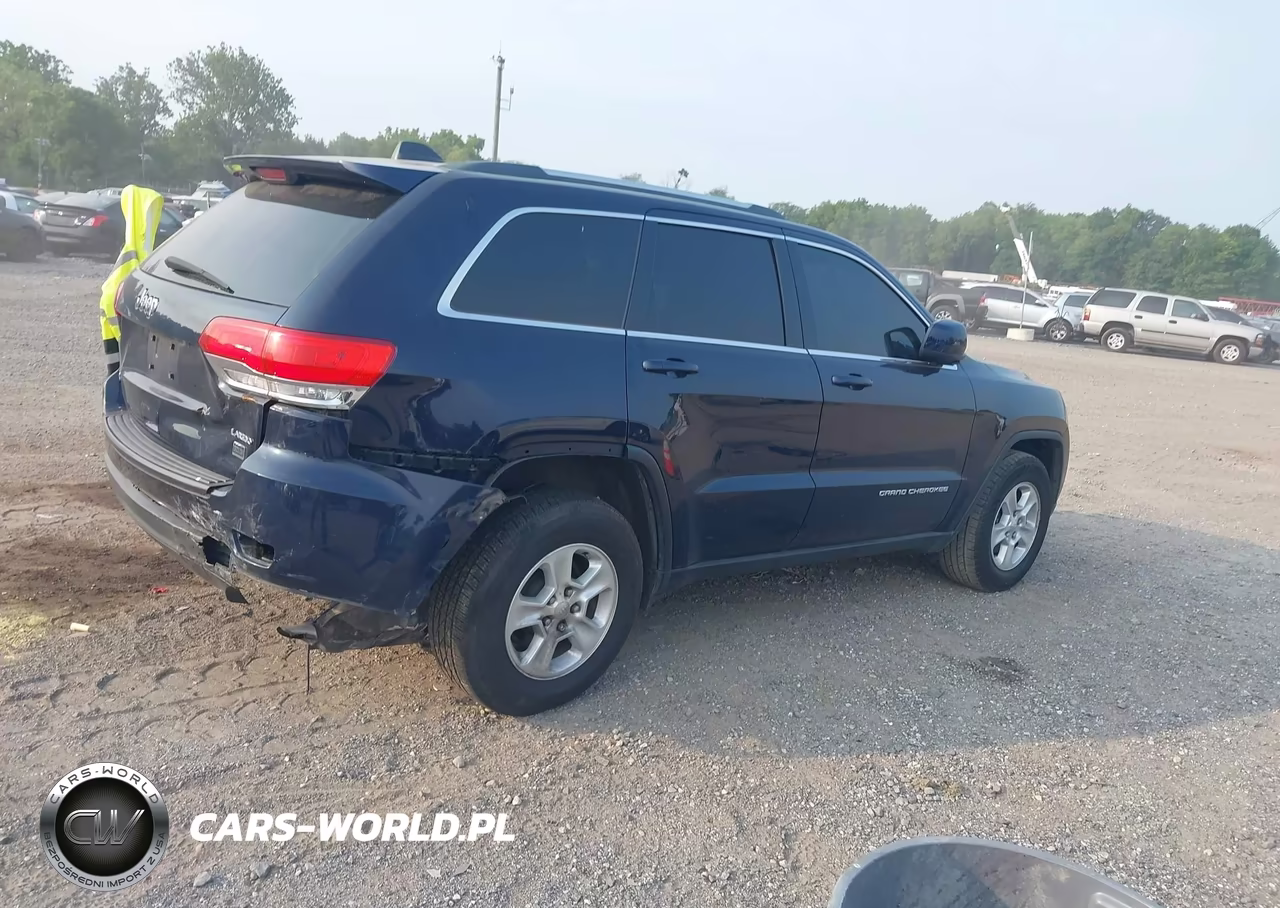 2014 Jeep Grand Cherokee Laredo VIN:1C4RJFAG3EC109867 - 3