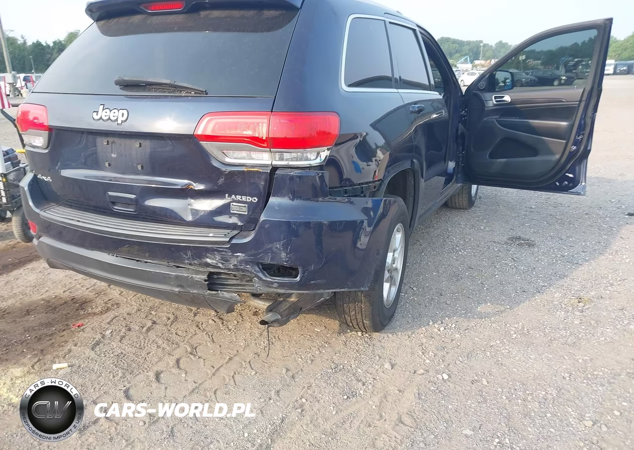 2014 Jeep Grand Cherokee Laredo VIN:1C4RJFAG3EC109867 - 5