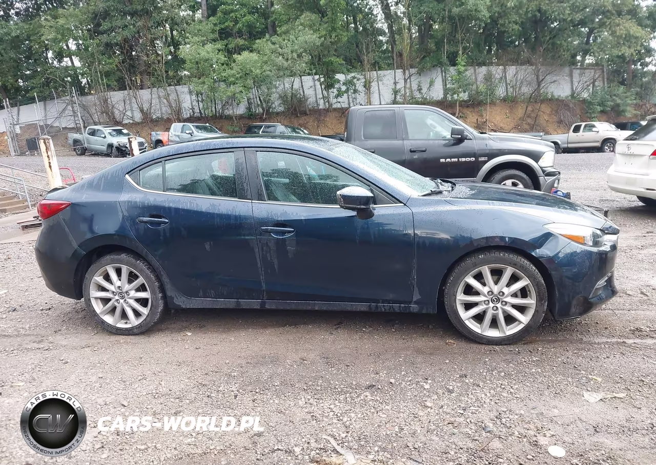2017 Mazda Mazda3 Touring VIN:3MZBN1V70HM145986 - 13