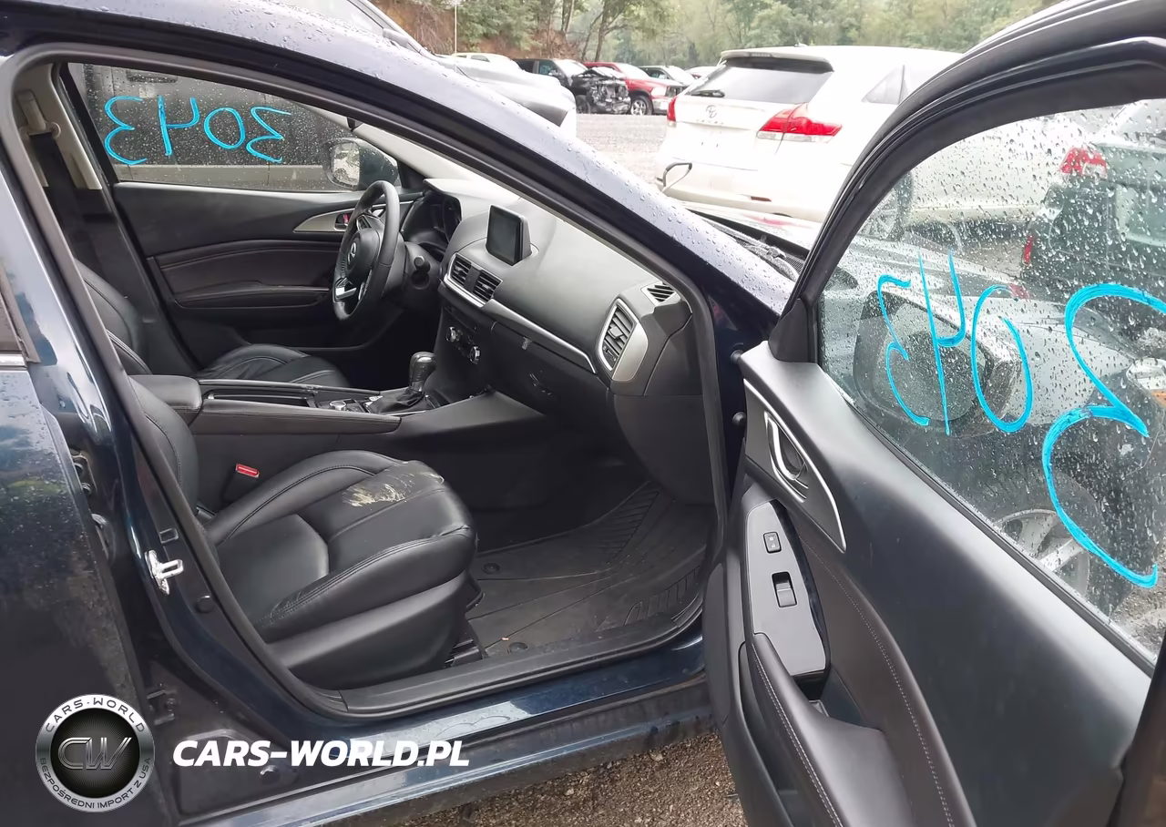 2017 Mazda Mazda3 Touring VIN:3MZBN1V70HM145986 - 5
