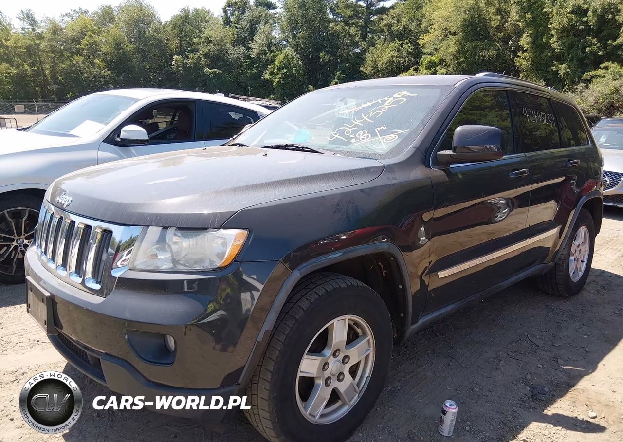 2011 Jeep Grand Cherokee Laredo VIN:1J4RR4GG0BC690139 - 2