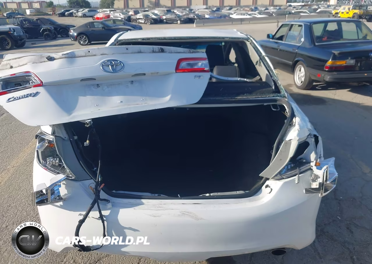 2013 Toyota Camry Se VIN:4T1BF1FK6DU654436 - 17