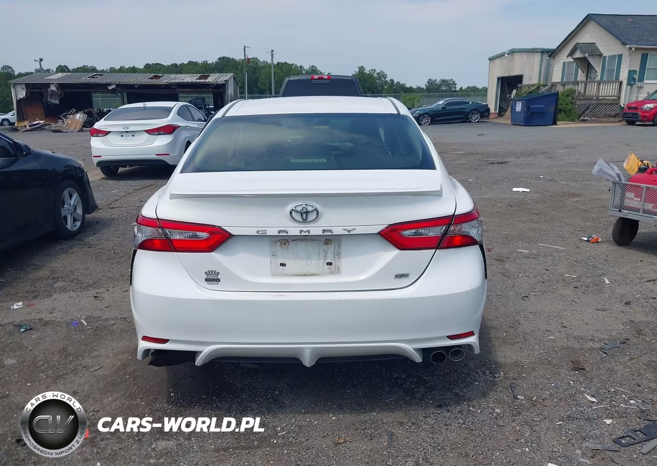 2018 Toyota Camry Se VIN:JTNB11HK2J3001101 - 16