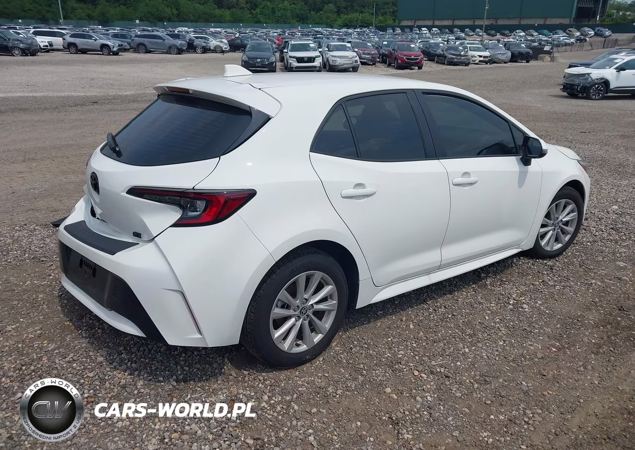2025 Toyota Corolla Se VIN:JTND4MBE5S3250708 - 4