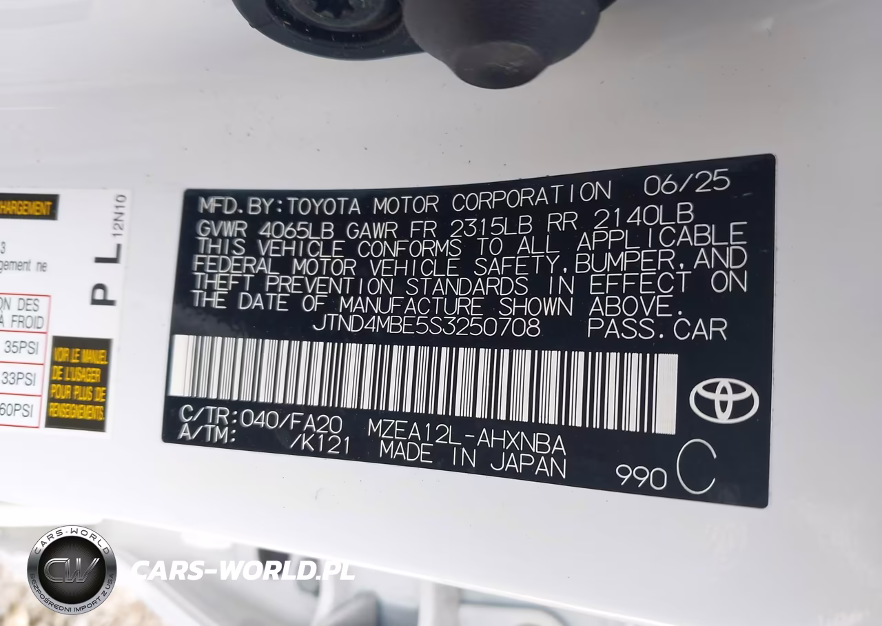 2025 Toyota Corolla Se VIN:JTND4MBE5S3250708 - 9