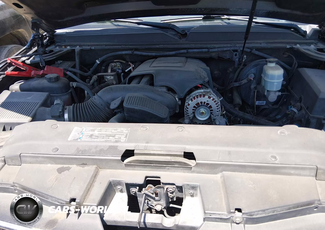 2011 Chevrolet Suburban Ls VIN:1GNSCHE01BR194549 - 10