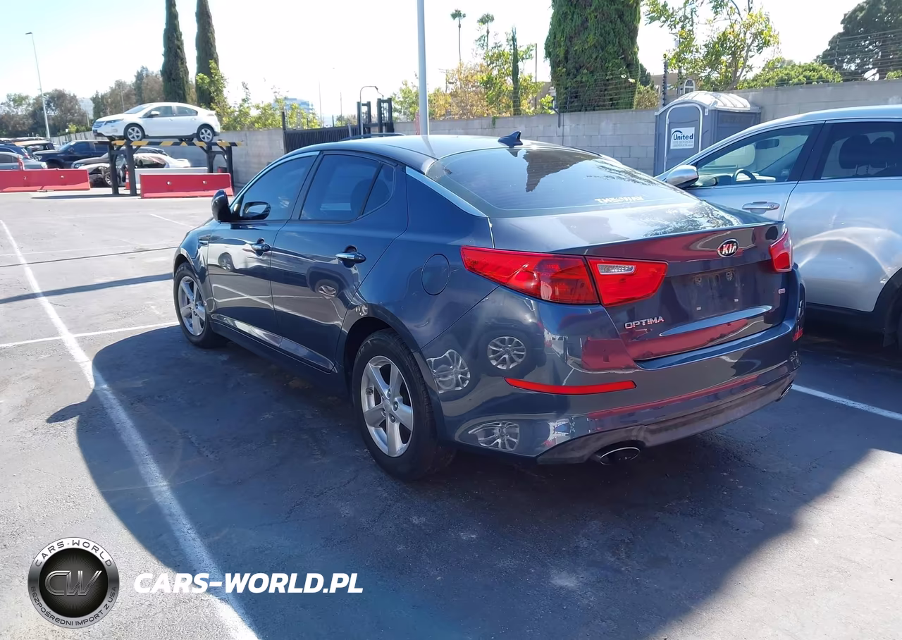 2015 Kia Optima Lx VIN:5XXGM4A70FG472194 - 3