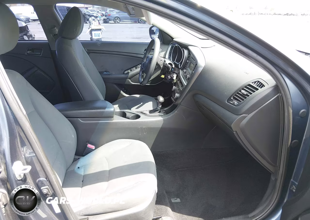 2015 Kia Optima Lx VIN:5XXGM4A70FG472194 - 5