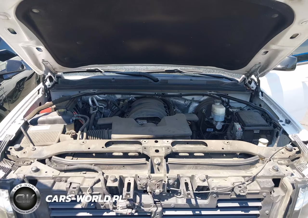 2018 Chevrolet Suburban Lt VIN:1GNSCHKC4JR102458 - 10