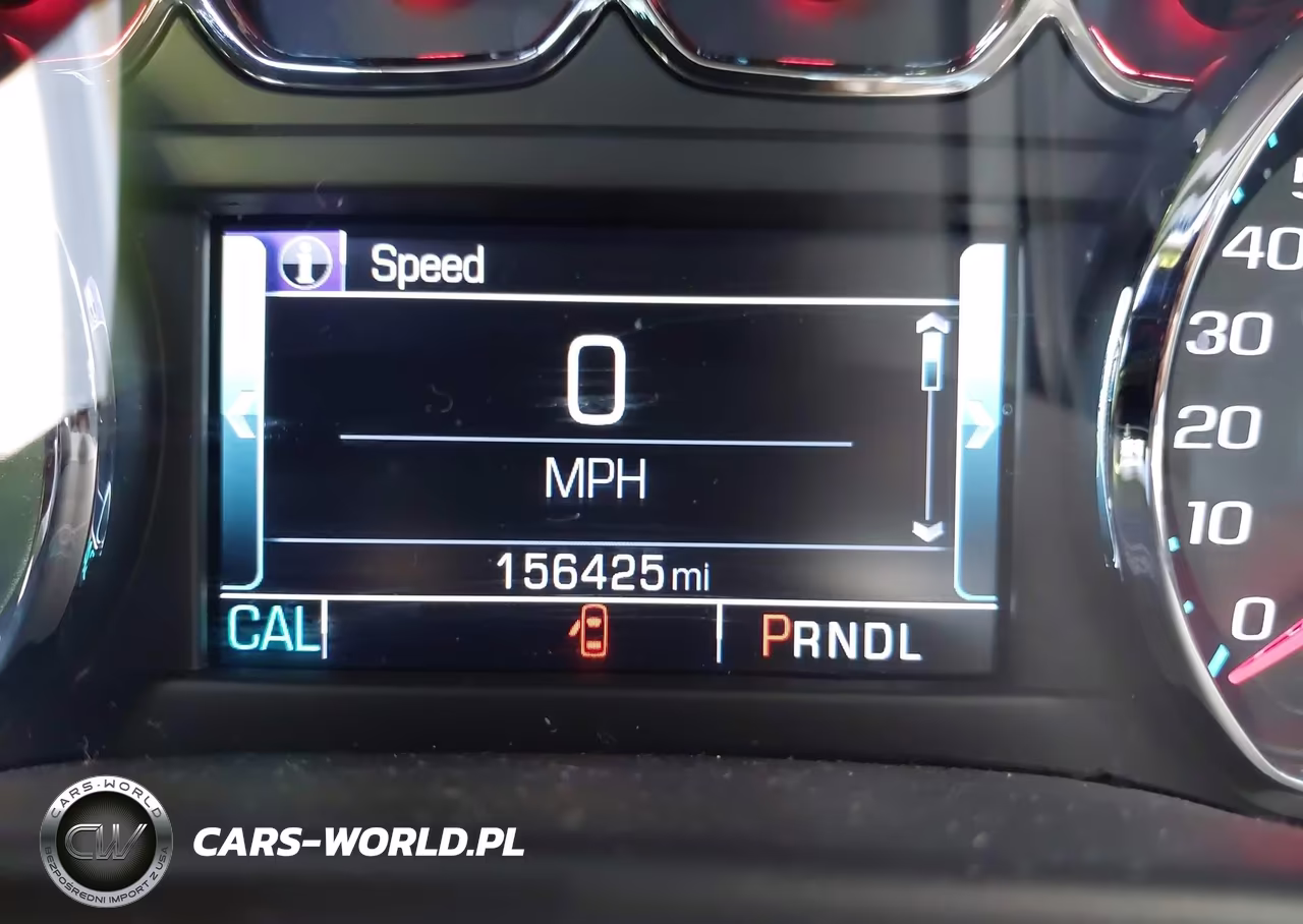 2018 Chevrolet Suburban Lt VIN:1GNSCHKC4JR102458 - 16