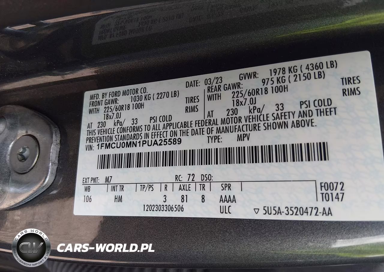 2023 Ford Escape St-Line VIN:1FMCU0MN1PUA25589 - 9