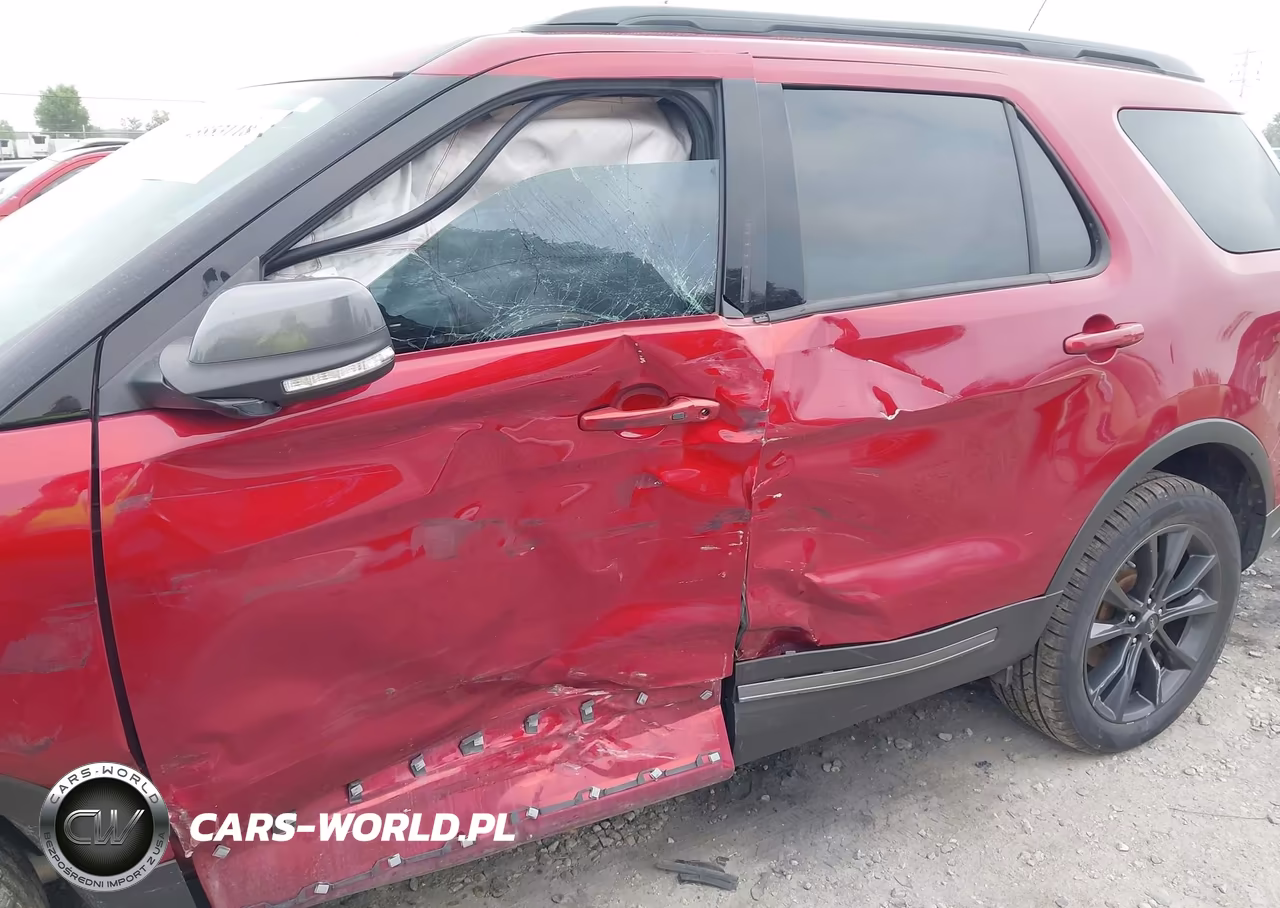 2019 Ford Explorer Xlt VIN:1FM5K8D82KGB52172 - 18