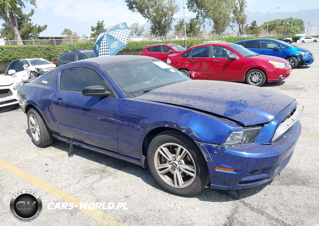 2014 Ford Mustang V6